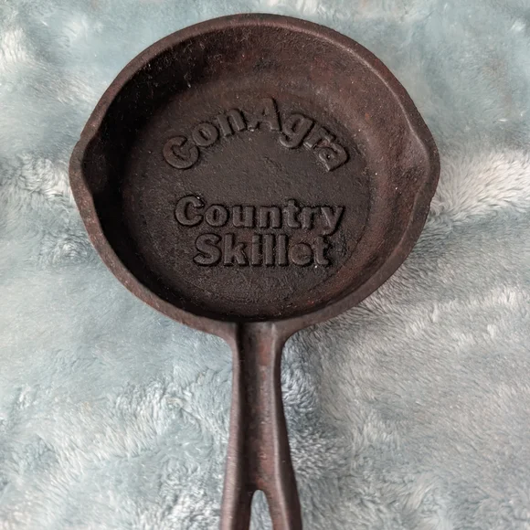 Country Skillet Cast Iron Mini Skillets - Black - Picture 2 of 5